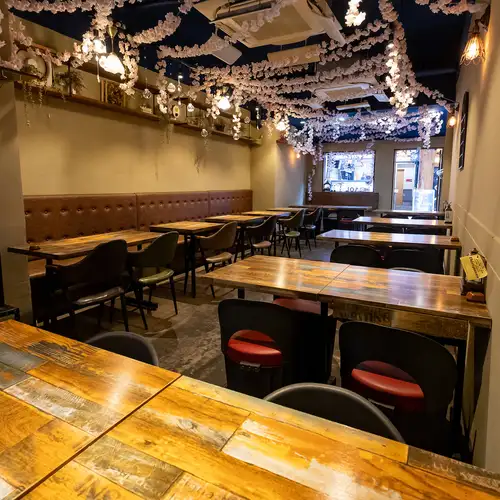 おしゃれな店内