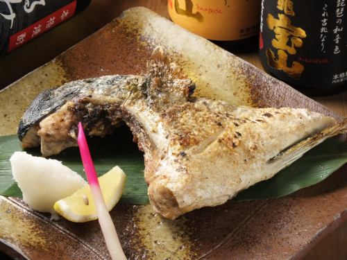 ブリカマの塩焼き