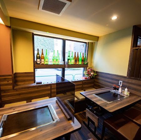 The sunken kotatsu seats can accommodate up to 14 people ◎ Completely private room perfect for banquets ♪
