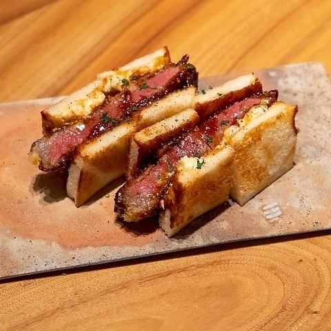 味噌レアかつサンド