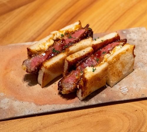 【名古屋名物】味噌レアカツサンド