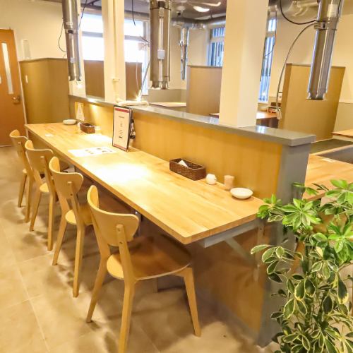 各種お席をご用意してます
