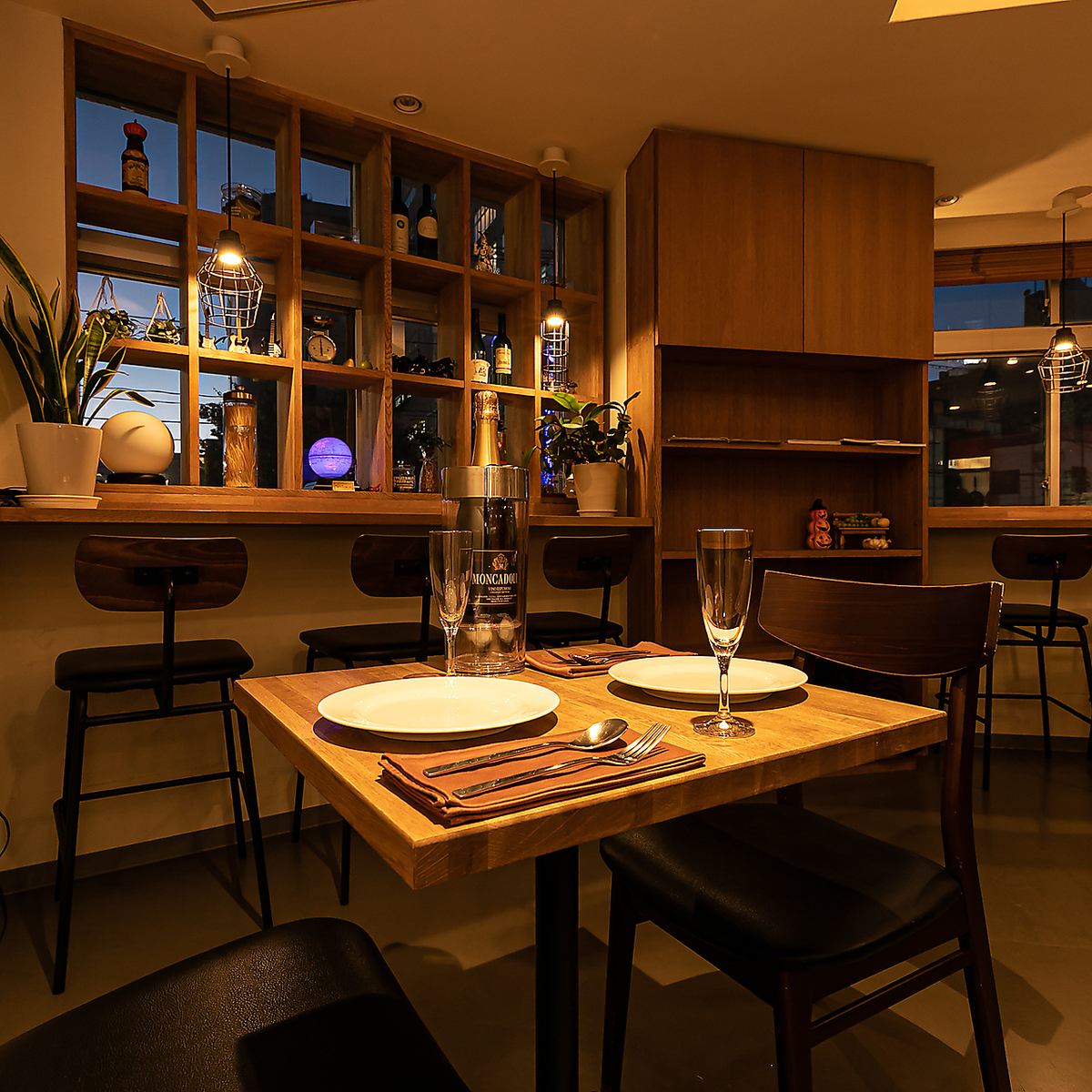 落ち着いた店内で夜景を見ながらお洒落に絶品イタリアンを☆