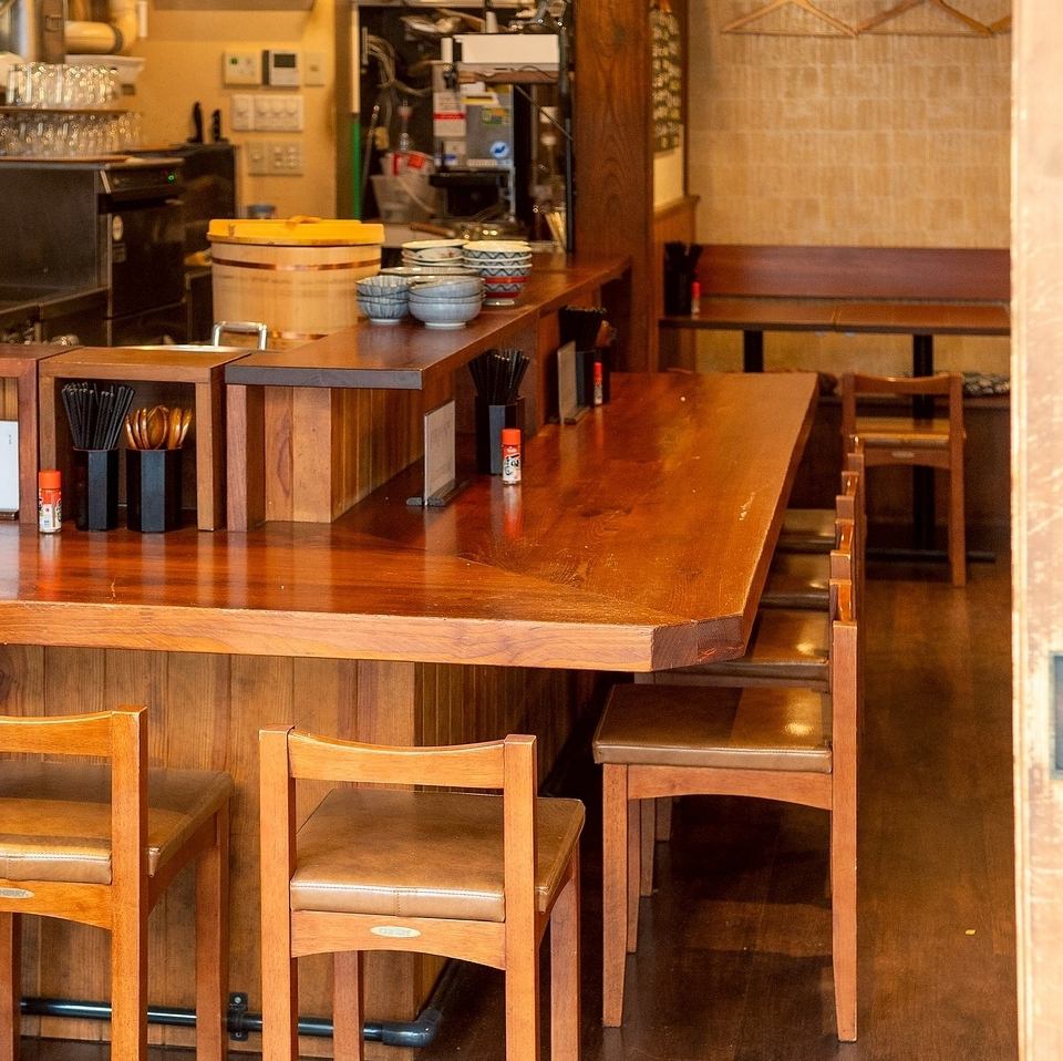 賑やかすぎず静かすぎない、ちょうど良い居心地の和み空間。