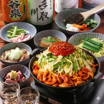 【赤味噌ホルモン鉄鍋コース】5500円(税込)宴会コース通常飲み放題