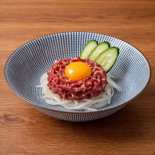 馬刺しユッケ