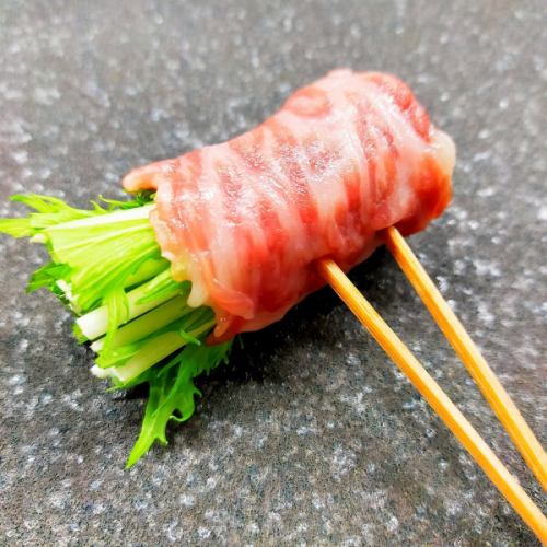 Japanese beef mizuna roll