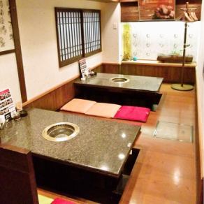 最大46名までの大宴会に利用可。2階座敷席