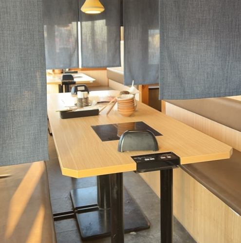 和の温もりあふれる店内でお寛ぎ下さい。