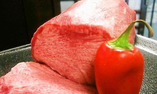 Superb thick-sliced beef tongue steak