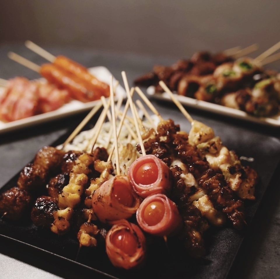 Please enjoy the exquisite taste of our owner's authentic charcoal grilled yakitori.
