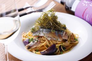 Smoked saury confit and fried eggplant aglio e olio