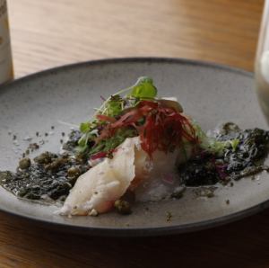 本日鮮魚の昆布〆カルパッチョ～海藻と磯の香り～