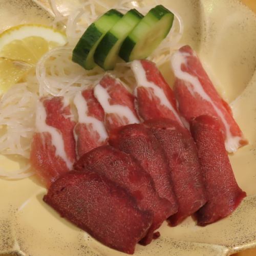 熊本名物馬刺し