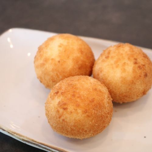 チーズボール