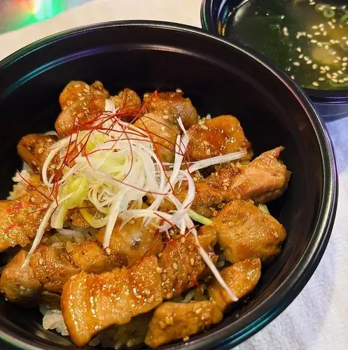 サムギョプサル丼