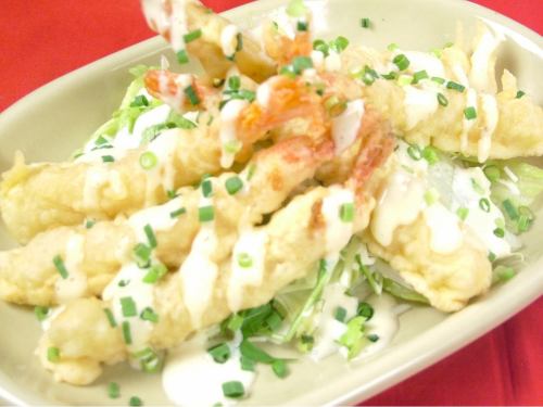 Shrimp deep fried with mayonnaise