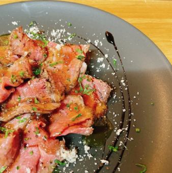 北海道サロマ和牛のローストビーフ