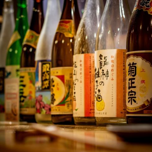 We offer sake carefully selected each day.Perfect with yakitori and oysters.