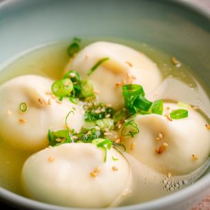 Boiled dumplings 4 pieces