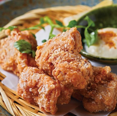鶏ももの唐揚げ