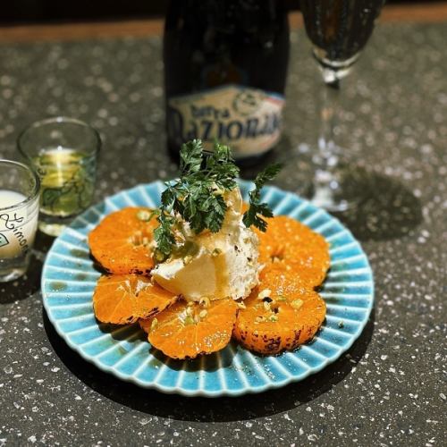 烤柑橘配马斯卡彭奶酪和杏仁酒酱