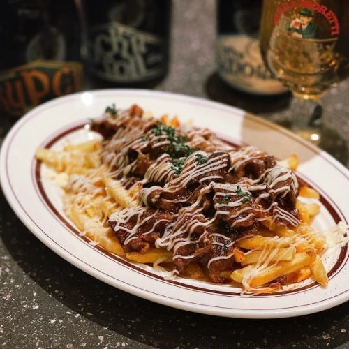 烤牛肉配蛋黄酱和土豆