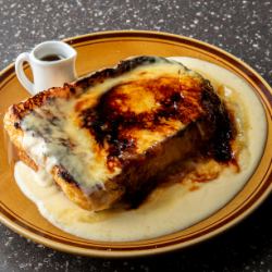 新鮮奶凍、焦糖、法式吐司