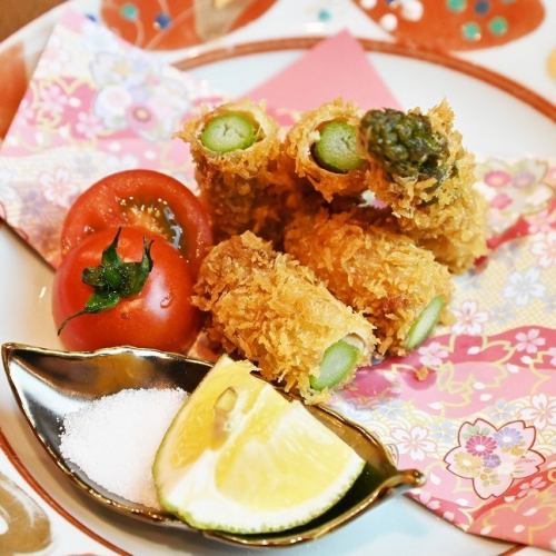 アスパラの豚バラ1本巻き　塩とかぼすで