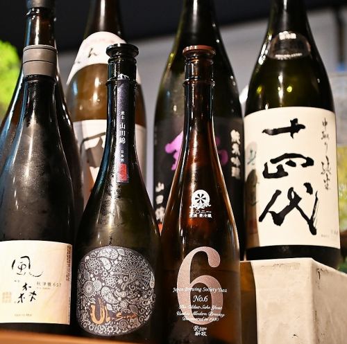 厳選した日本酒を数多く取り使ってます。あの産土も