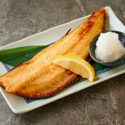 縞ホッケ炭焼き