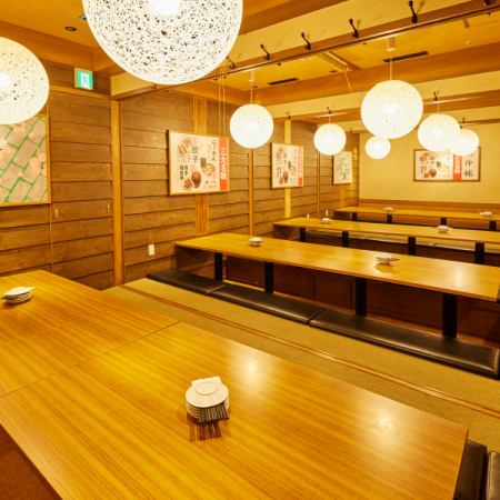 Perfect for banquets and drinking parties with a small number of people! Spacious semi-private rooms are perfect for drinking parties, banquets, girls-only gatherings, birthdays, and anniversaries. Our shop boasts a calm and modern Japanese interior ◎ Full of special benefits and coupons!