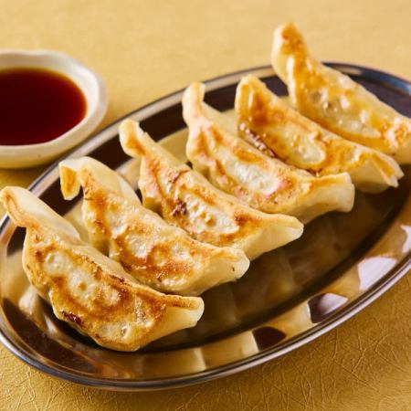 [Sunflower Course] Top-quality Shinsuke Gyoza and more with all-you-can-drink included ◎ 5 easy dishes for 3,000 yen