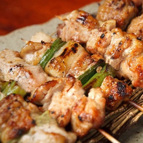 Grilled chicken skewers that are particular about the net, ingredients and cooking method