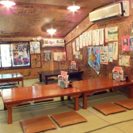 Inside the Kyomachiya style shop, somewhere a nostalgic atmosphere ◎