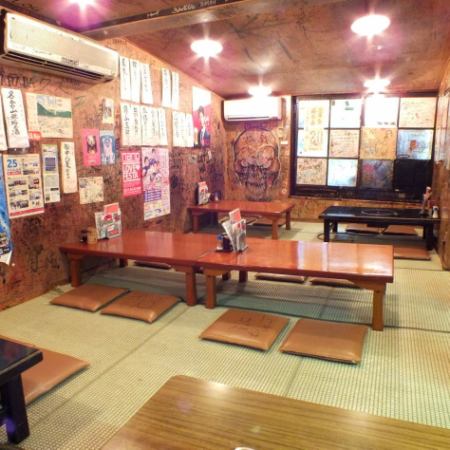 It is a long-established store of yakitori pubs loved by local people, tourists, ◎