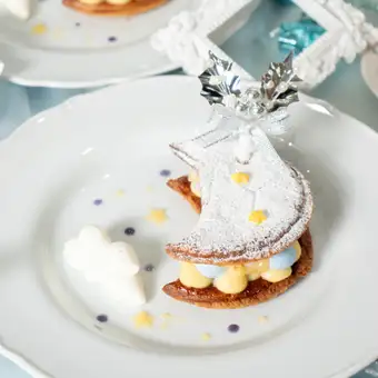 [Weekdays Only] Cafe Set: Moon Mille-feuille