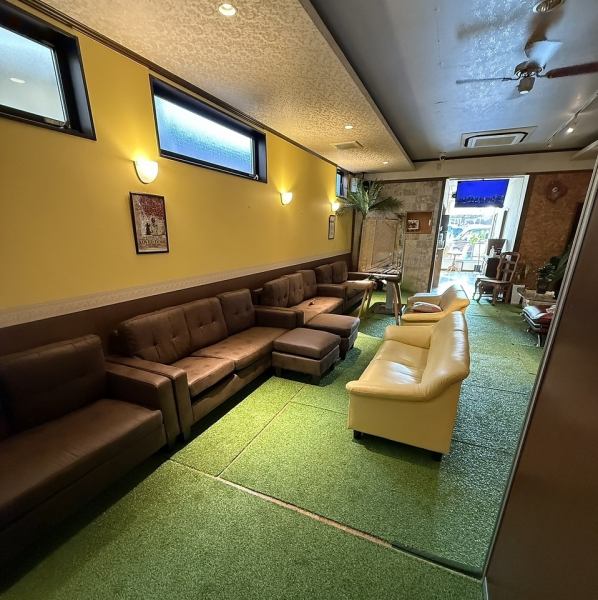 会社の公式なご宴会も、仲間とのカジュアルな二次会も、すべてを貸切で対応可能！ご要望に応じてお料理の内容も柔軟に調整いたします。プライベートな空間で、心ゆくまで楽しめます！