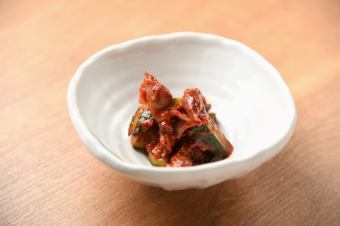Homemade kimchi with firefly squid and cucumber (1 serving)