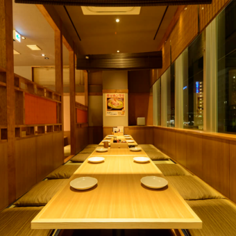 Abundant seats to suit each scene.There is an in-house charter that can rent all seats.Our shop is perfect for banquets for a large number of people who can rent a kinzan & enjoy the finest yakitori and have a fun day ◎ It is possible to use up to 64 people ◎