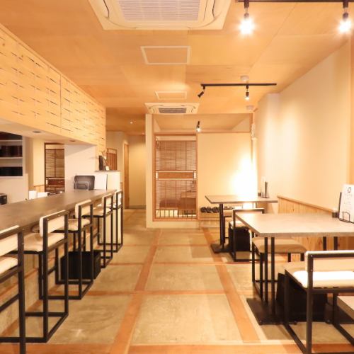 <p>割烹を身近な存在として楽しんで頂ける店。普段使い～接待や顔合せ、デート、同窓会等ご会食にもご利用頂けます。</p>