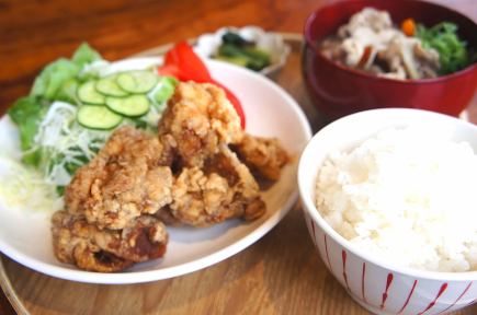 今天的 Nani Kara 午餐