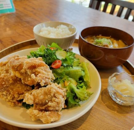 今日もからあげランチ ※ミニフレンチトースト付き