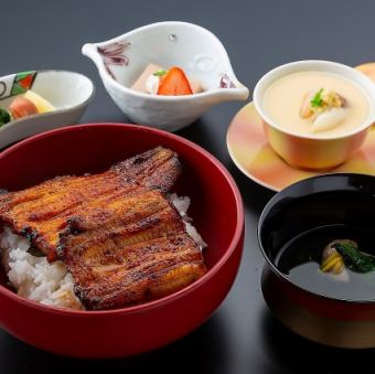 江户烤鳗鱼套餐午餐6300日元晚餐6800日元