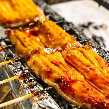 【本店引以為傲的肥美軟嫩的鰻魚】請務必品嚐。