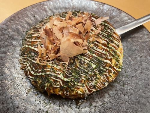 [Okonomiyaki, another popular product] There are only 2 types of main dishes!!