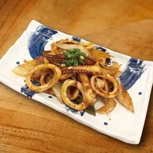 太好吃了！魷魚薑汁炒菜