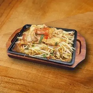 薑汁炒五花肉豆芽