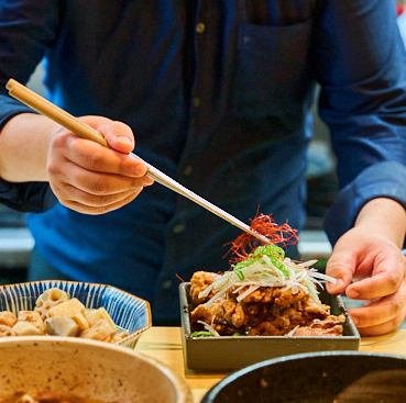 推薦用於招待客人或重要聚會。享用時令清酒和小吃。