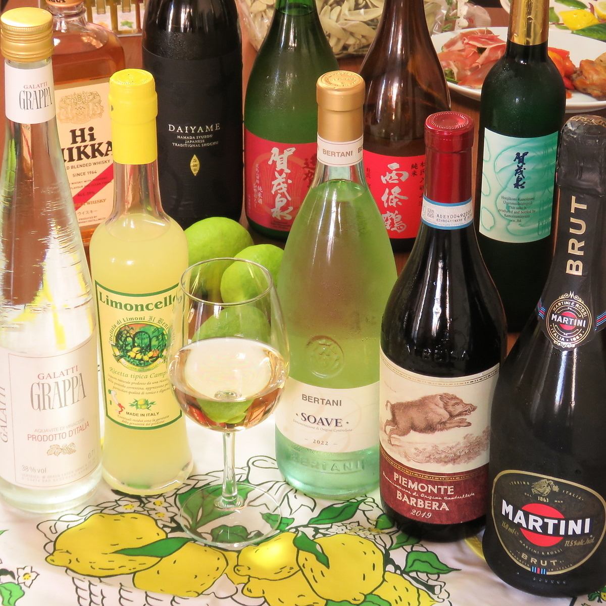 イタリア惣菜に合うワインや日本酒をご用意してお待ちしています